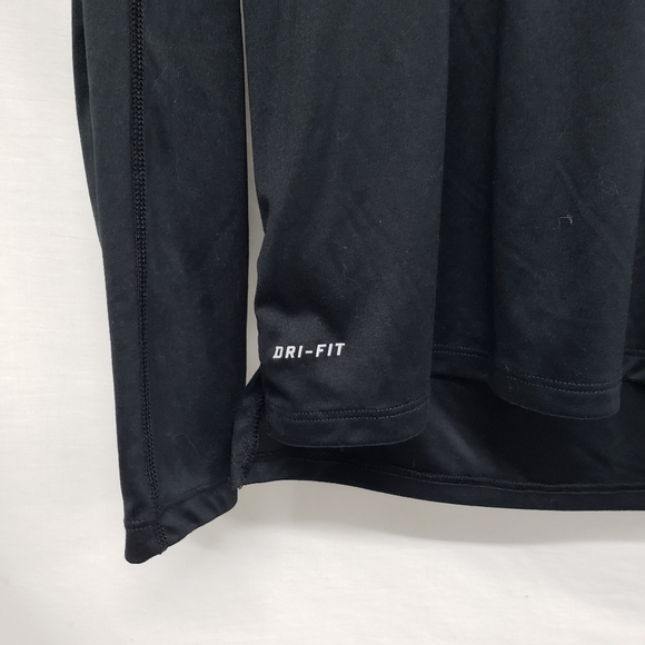 Nike Dri-Fit Top - Picture 6 of 8